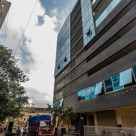 Oyo 9328 Empire Suite Navi Mumbai Zewnętrze zdjęcie