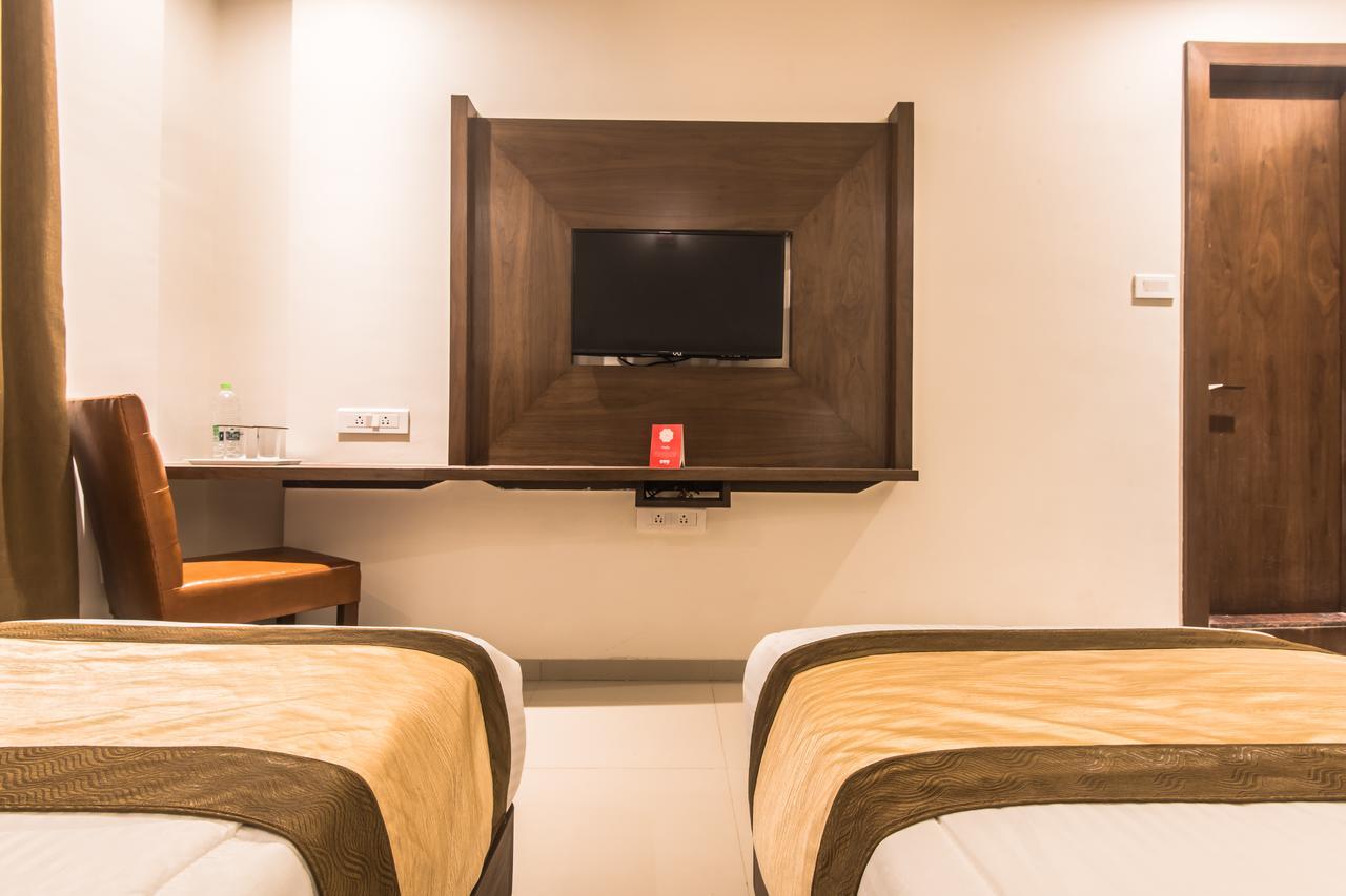 Oyo 9328 Empire Suite Navi Mumbai Zewnętrze zdjęcie