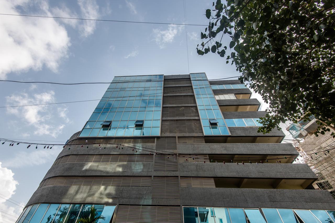 Oyo 9328 Empire Suite Navi Mumbai Zewnętrze zdjęcie