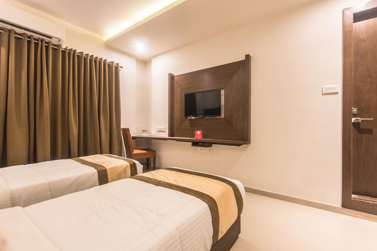 Oyo 9328 Empire Suite Navi Mumbai Zewnętrze zdjęcie